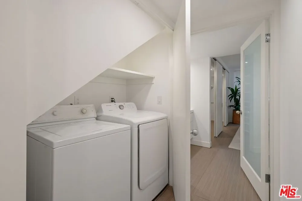 11711 Brookhaven Avenue #3 Los Angeles, CA 90064
