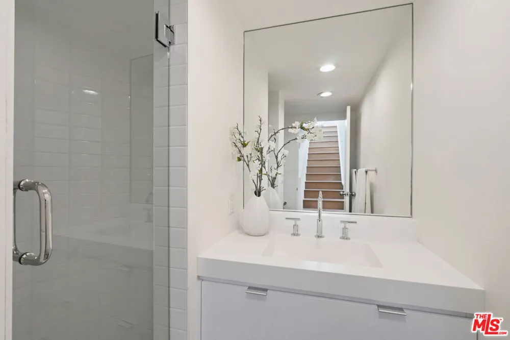11711 Brookhaven Avenue #3 Los Angeles, CA 90064
