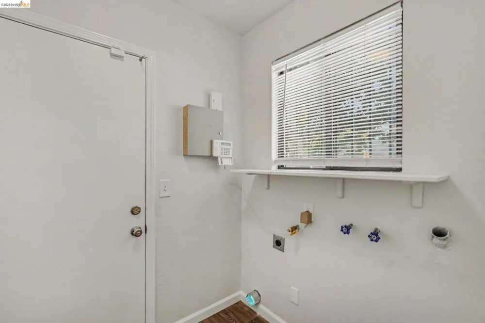 206 E 16Th St Pittsburg, CA 94565
