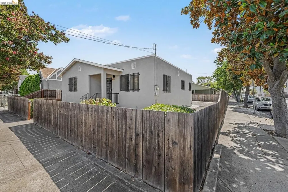 206 E 16Th St Pittsburg, CA 94565