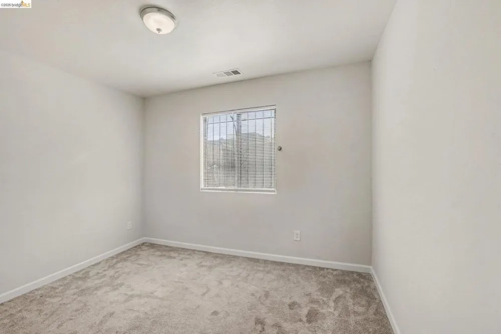 206 E 16Th St Pittsburg, CA 94565