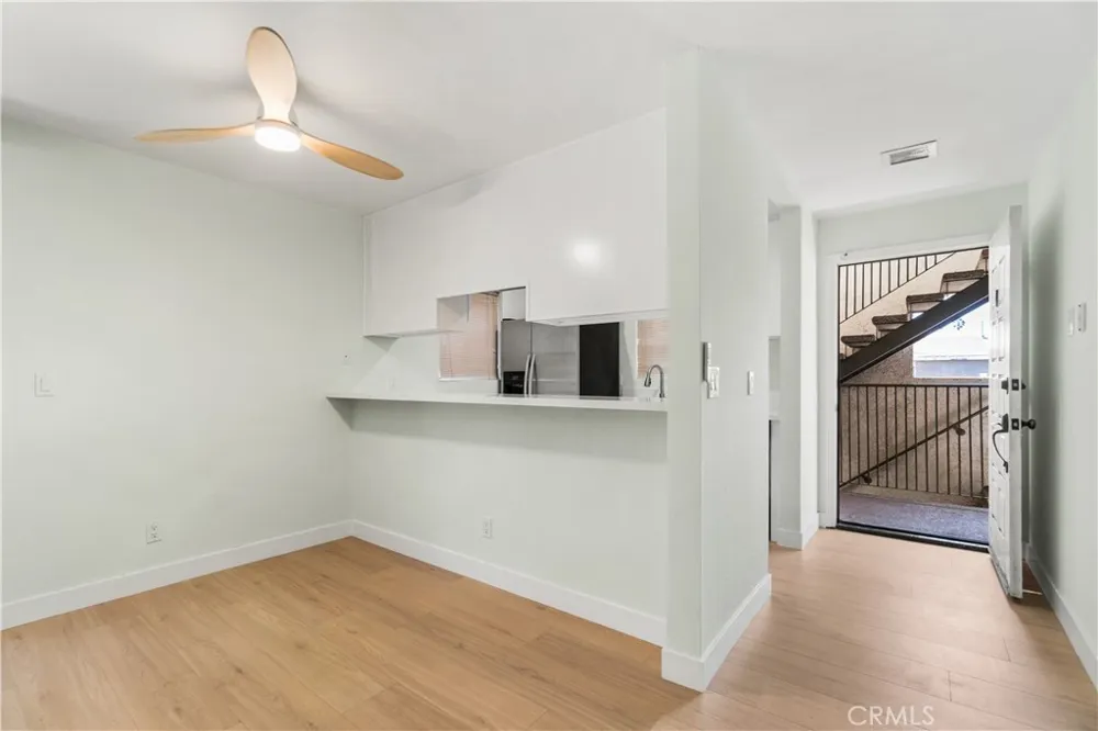 1042 Gladys #4 Long Beach, CA 90804