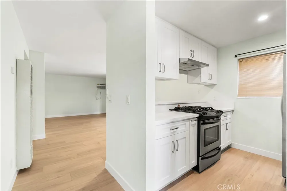1042 Gladys #4 Long Beach, CA 90804