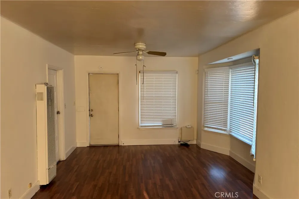 421 Almond Avenue Long Beach, CA 90802