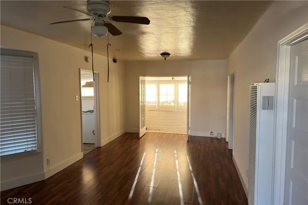 421 Almond Avenue Long Beach, CA 90802