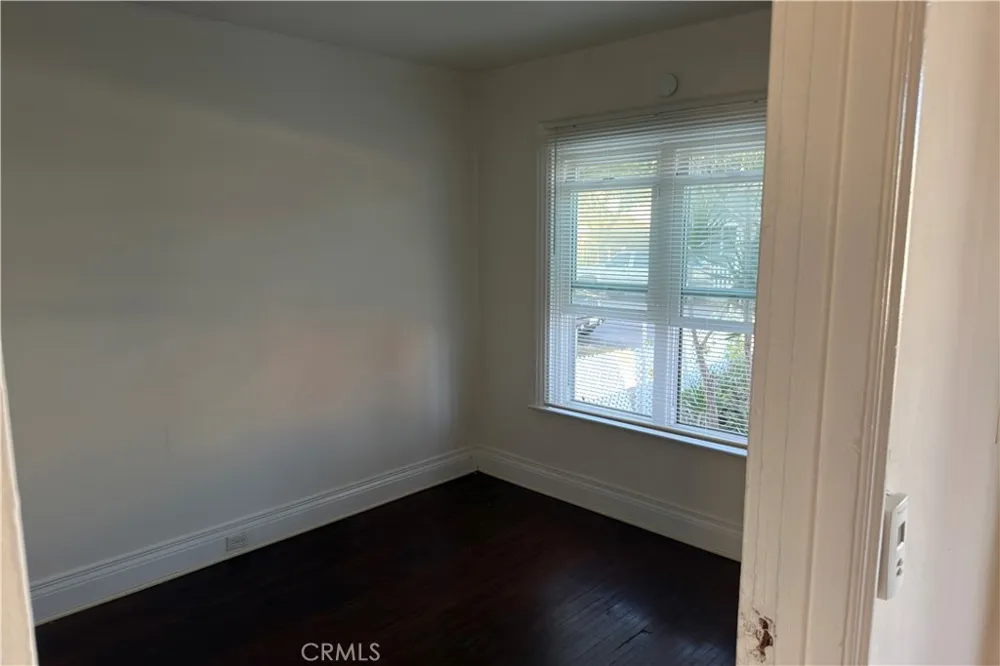 421 Almond Avenue Long Beach, CA 90802