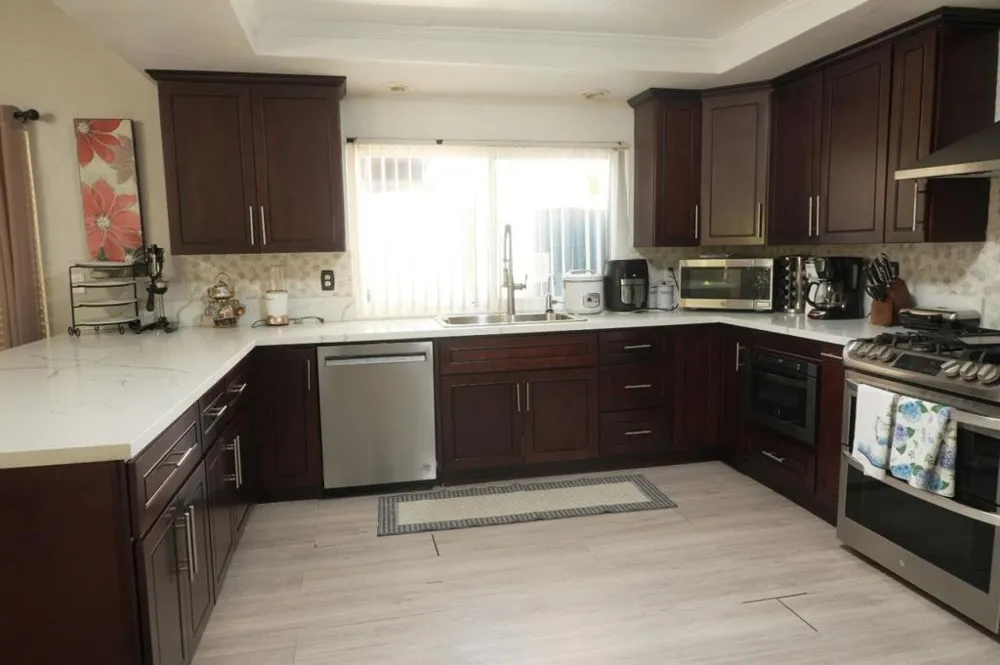 2108 Apple Avenue Rialto, CA 92377