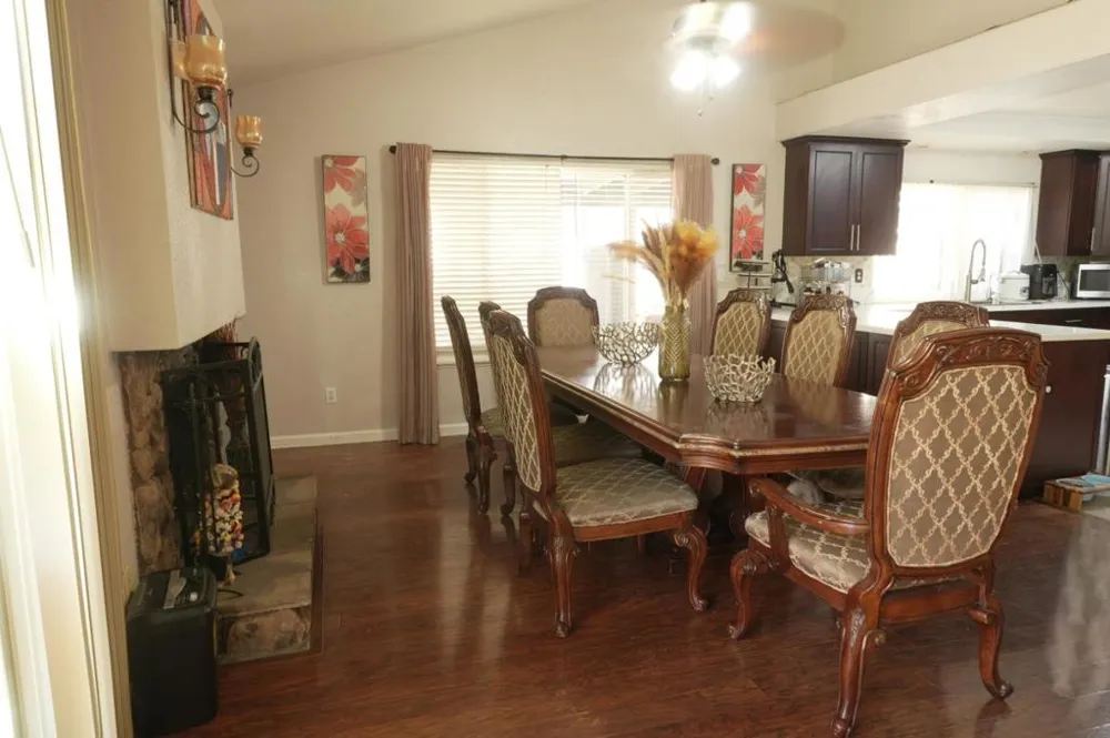 2108 Apple Avenue Rialto, CA 92377