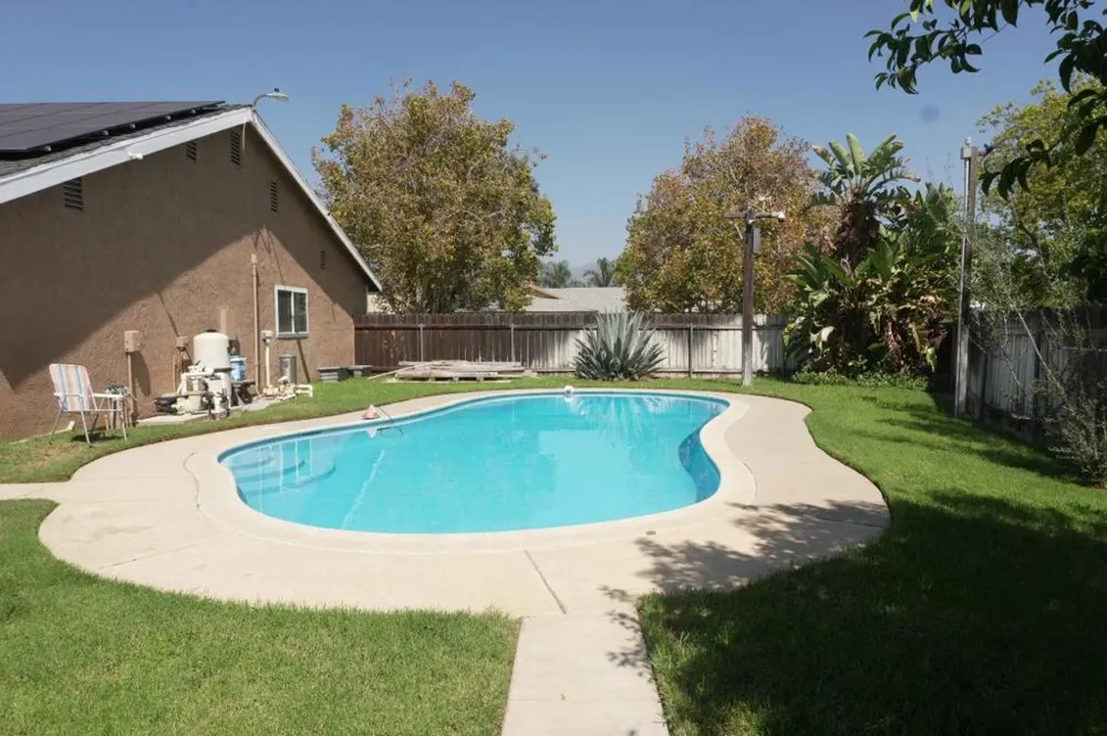 2108 Apple Avenue Rialto, CA 92377