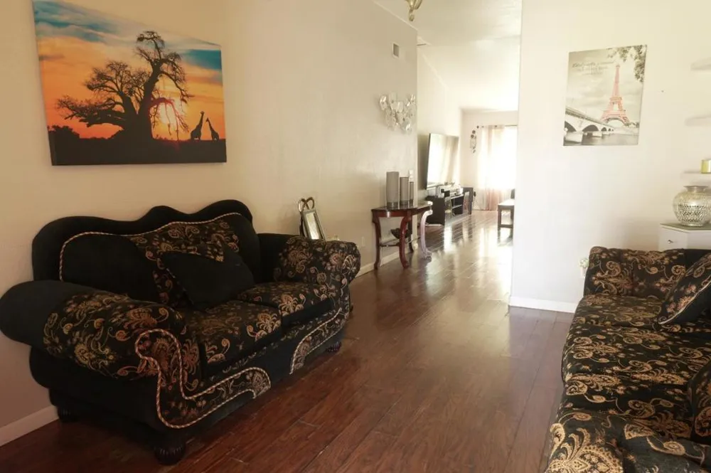 2108 Apple Avenue Rialto, CA 92377