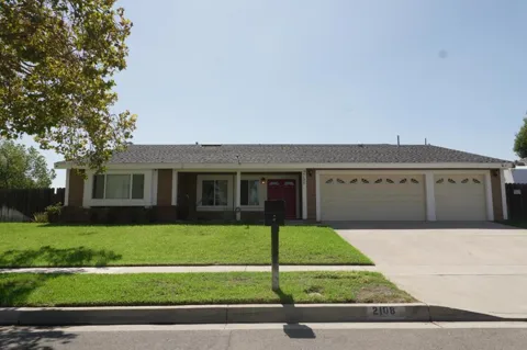 2108 Apple Avenue