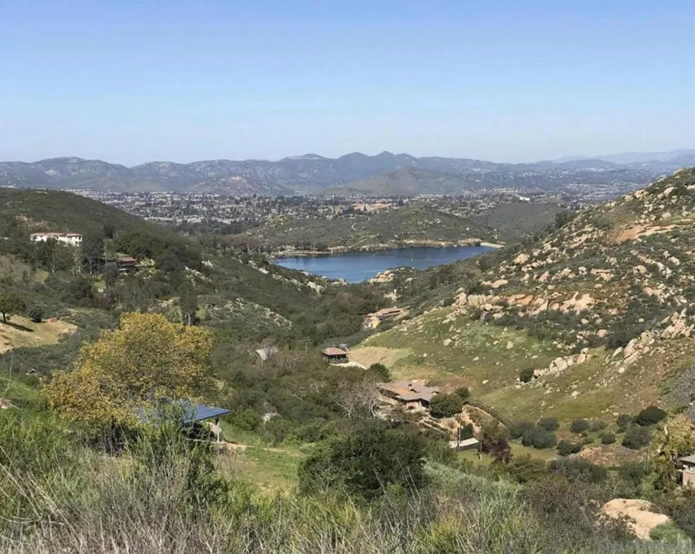Skyridge Rd Poway, CA 92064