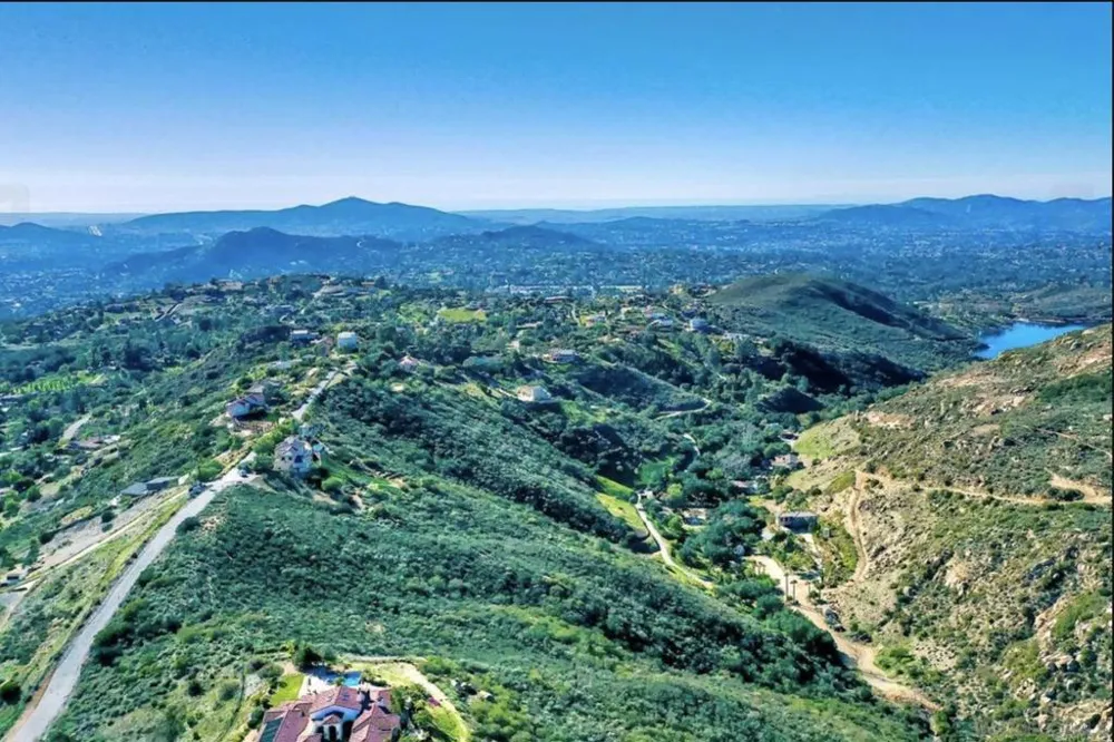 Skyridge Rd Poway, CA 92064