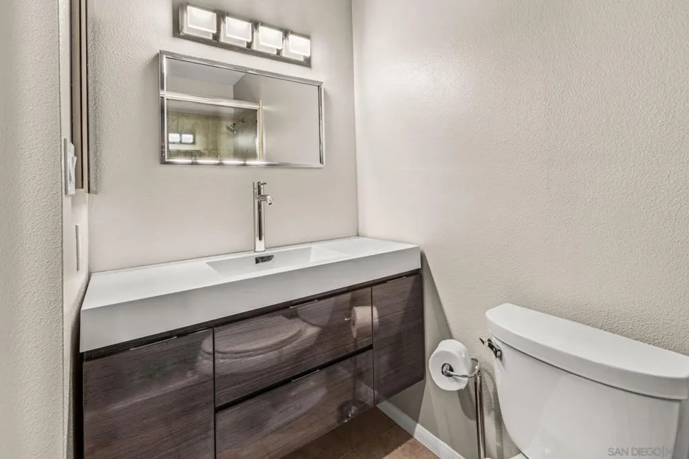 1651 S Juniper #98 Escondido, CA 92025