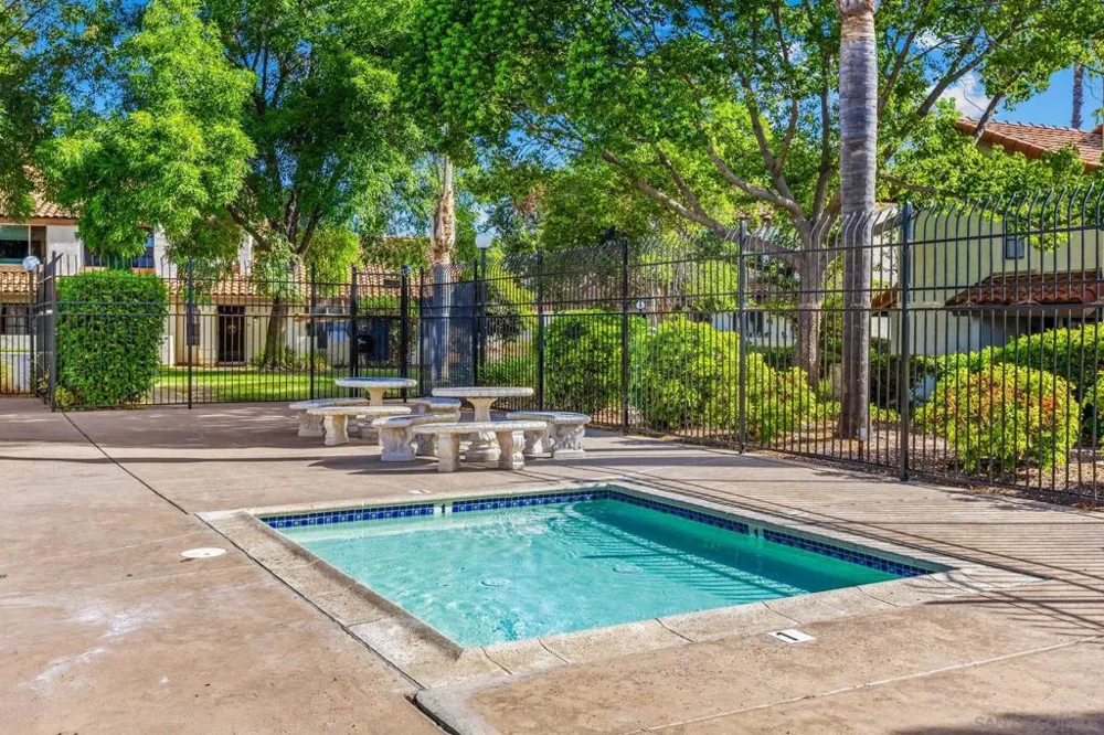 1651 S Juniper #98 Escondido, CA 92025