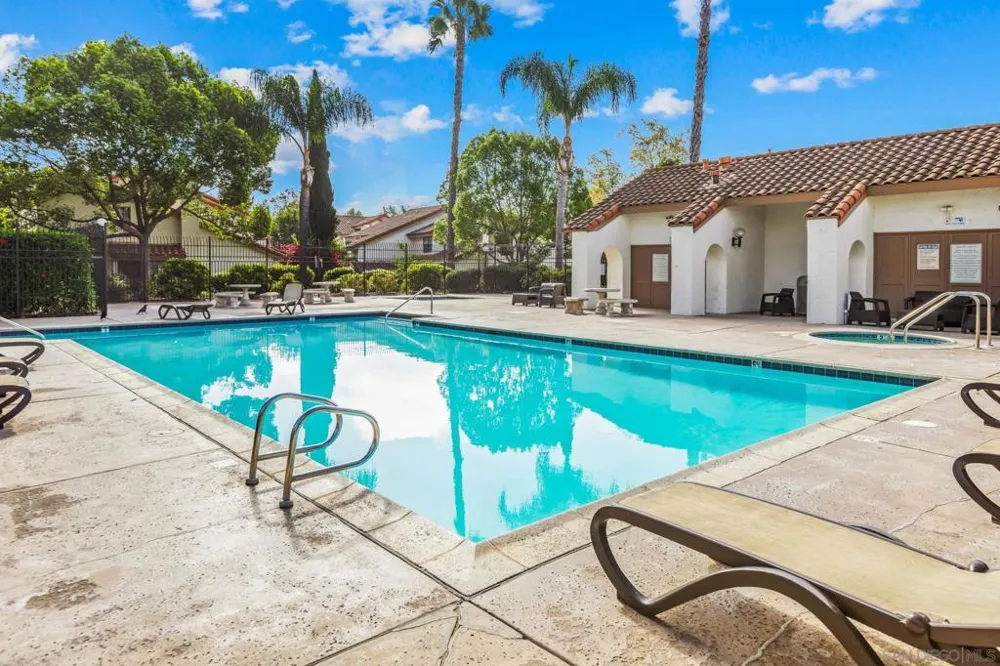 1651 S Juniper #98 Escondido, CA 92025
