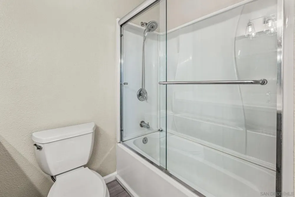 1651 S Juniper #98 Escondido, CA 92025