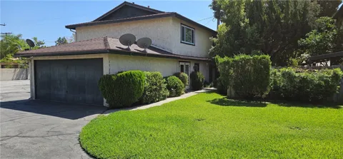 1522 Encino