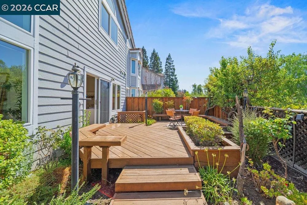 334 Saclan Ter Clayton, CA 94517