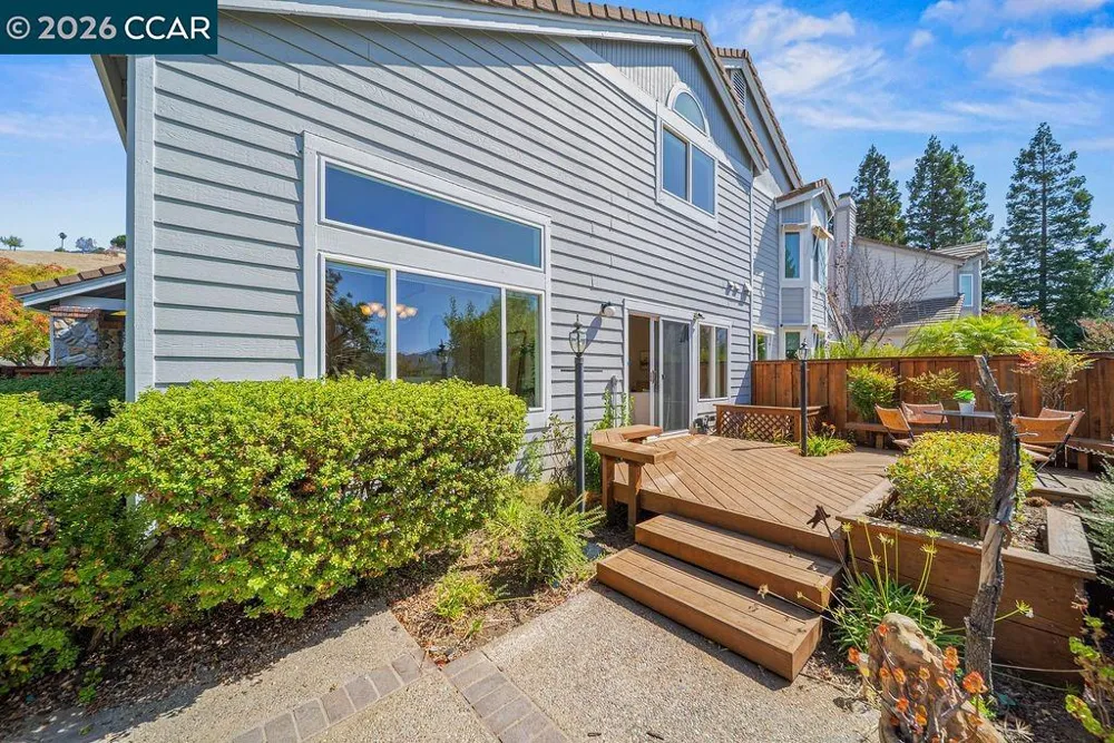 334 Saclan Ter Clayton, CA 94517