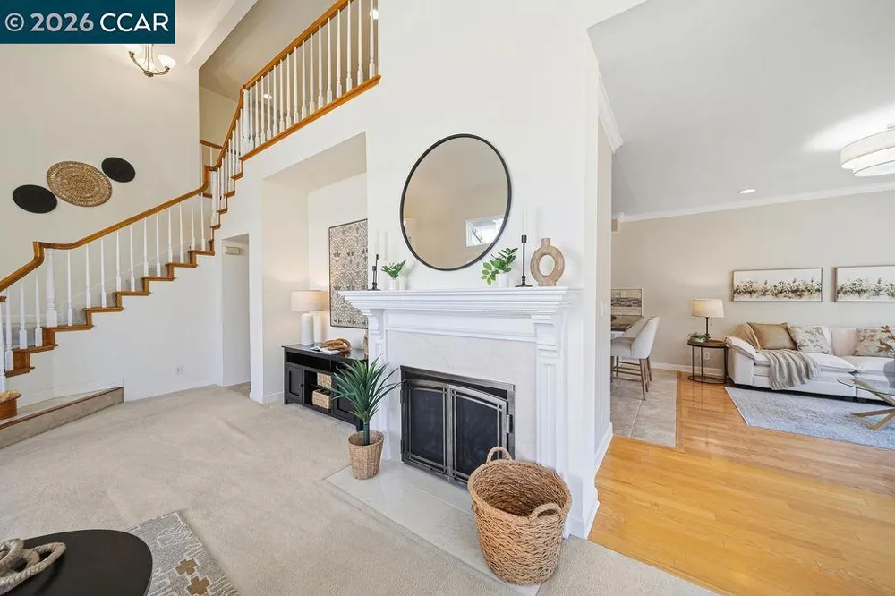 334 Saclan Ter Clayton, CA 94517