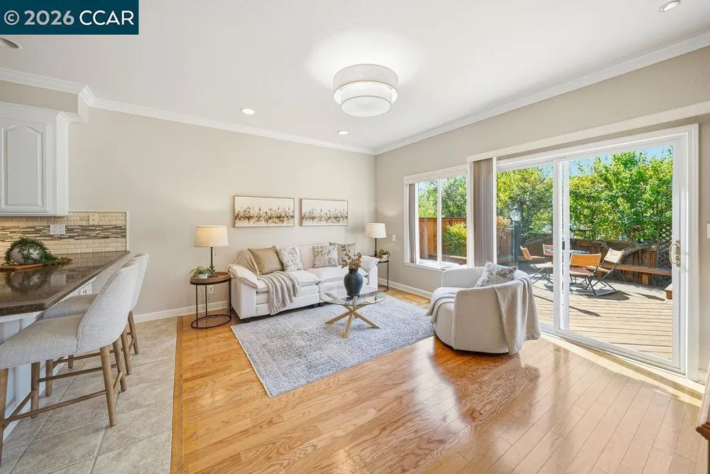 334 Saclan Ter Clayton, CA 94517