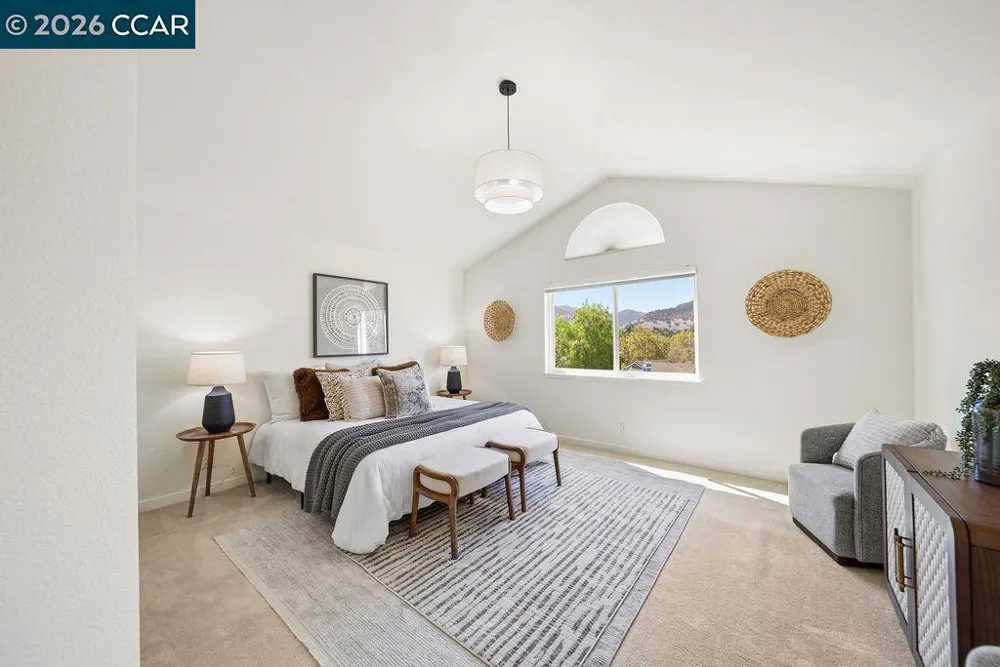 334 Saclan Ter Clayton, CA 94517