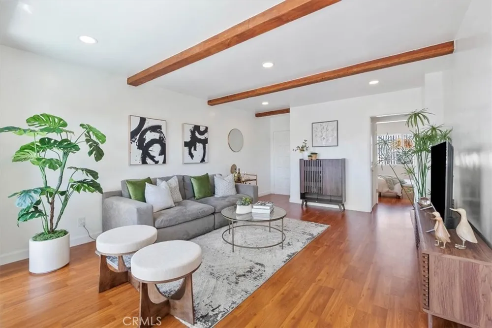 727 Eucalyptus Avenue #18 Inglewood, CA 90302