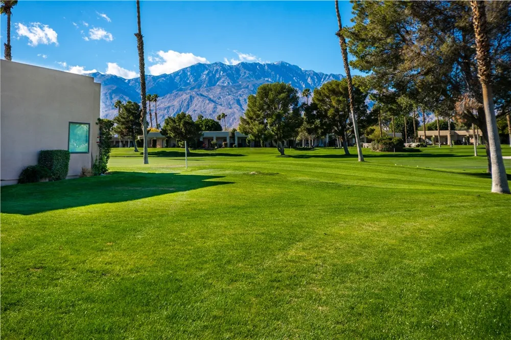 28817 Isleta Court Cathedral City, CA 92234