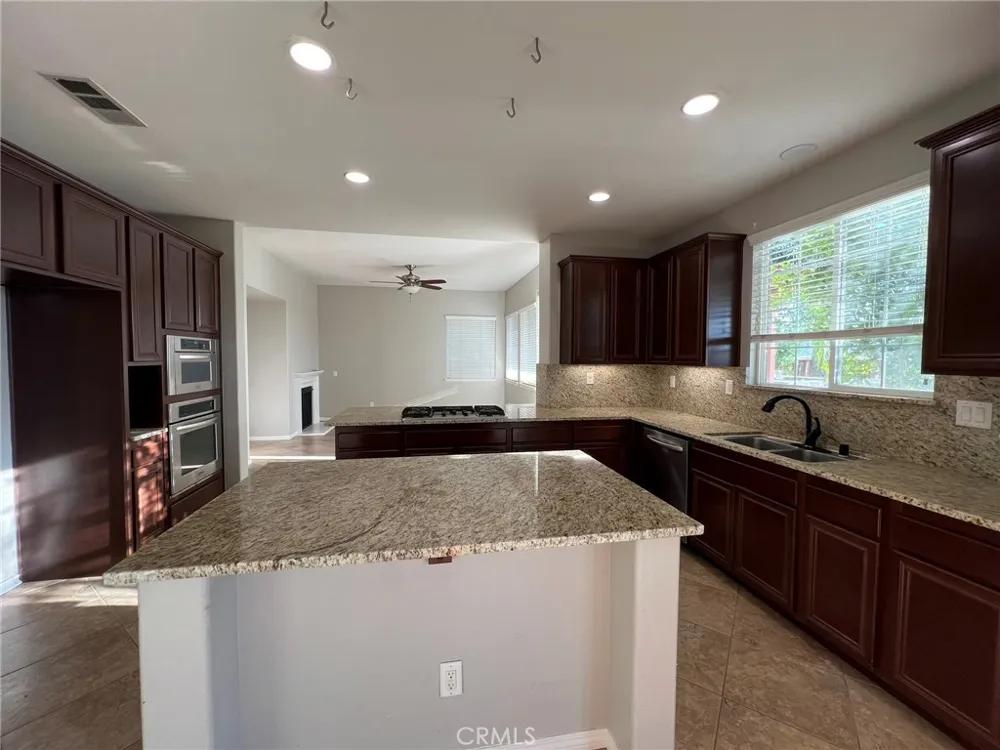 45941 camino rubi Temecula, CA 92592