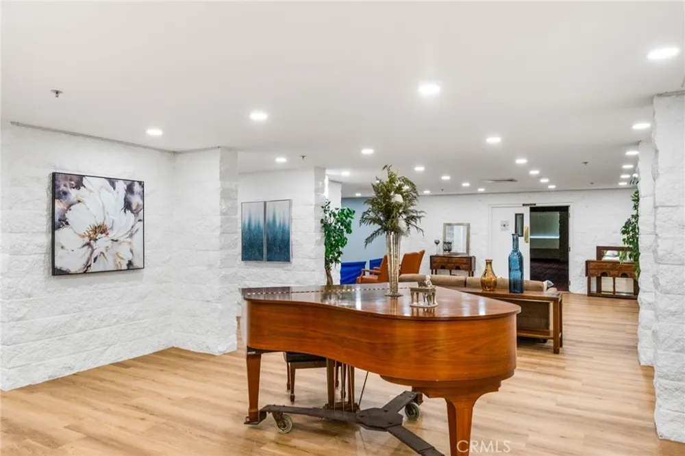 24055 Paseo Del Lago #251 Laguna Woods, CA 92637