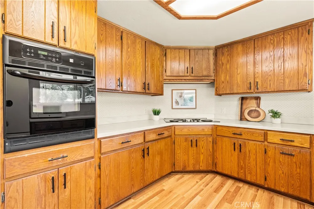 28235 Stonington Escondido, CA 92026