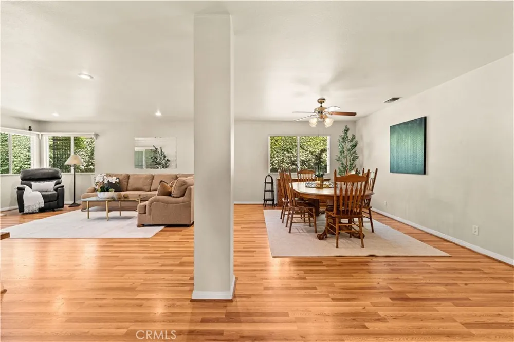 28235 Stonington Escondido, CA 92026