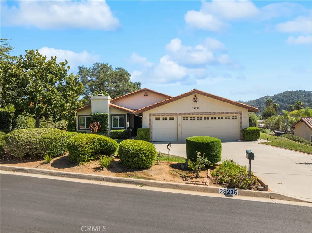 28235 Stonington Escondido, CA 92026