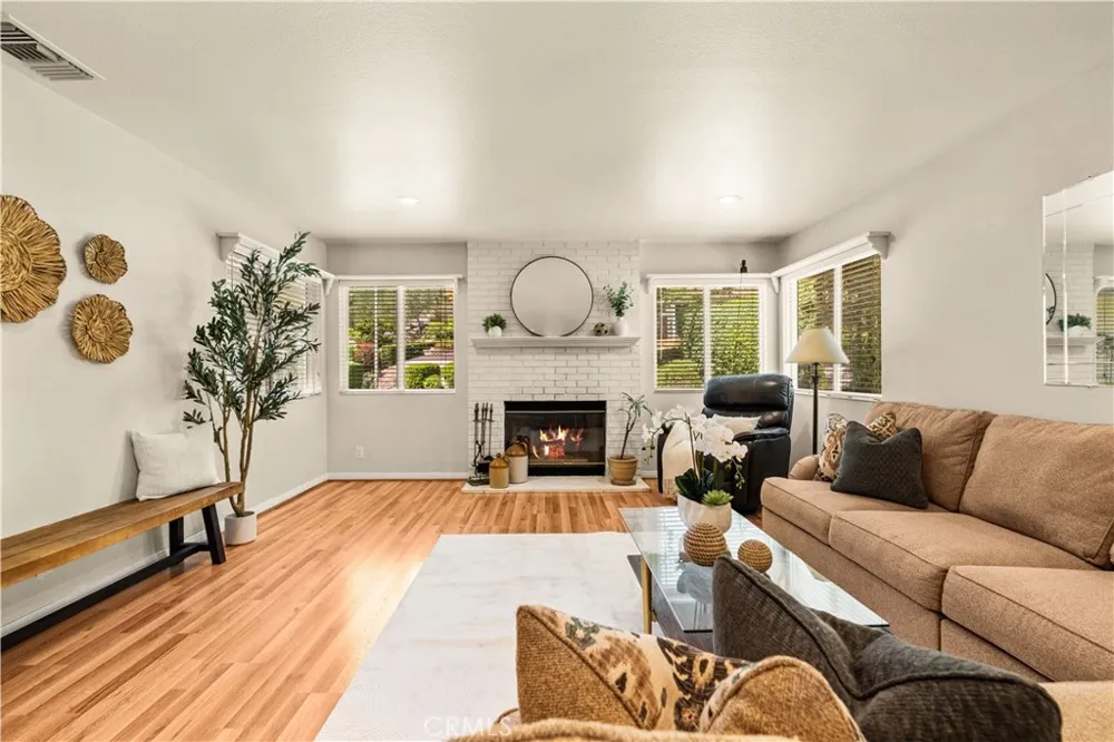 28235 Stonington Escondido, CA 92026