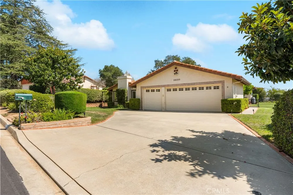 28235 Stonington Escondido, CA 92026