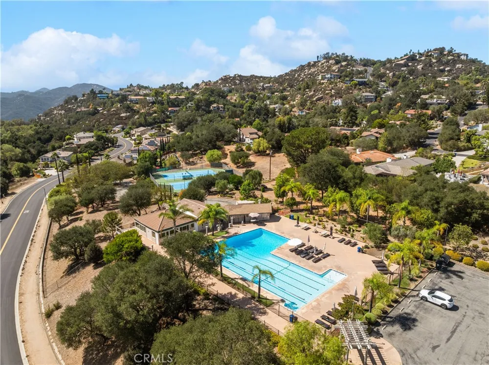 28235 Stonington Escondido, CA 92026