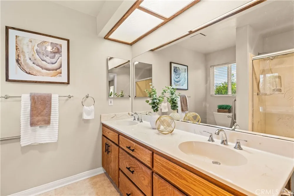 28235 Stonington Escondido, CA 92026