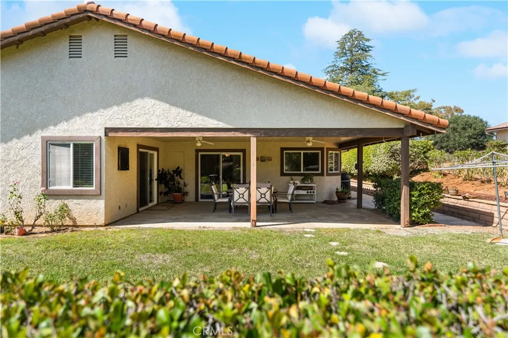 28235 Stonington Escondido, CA 92026