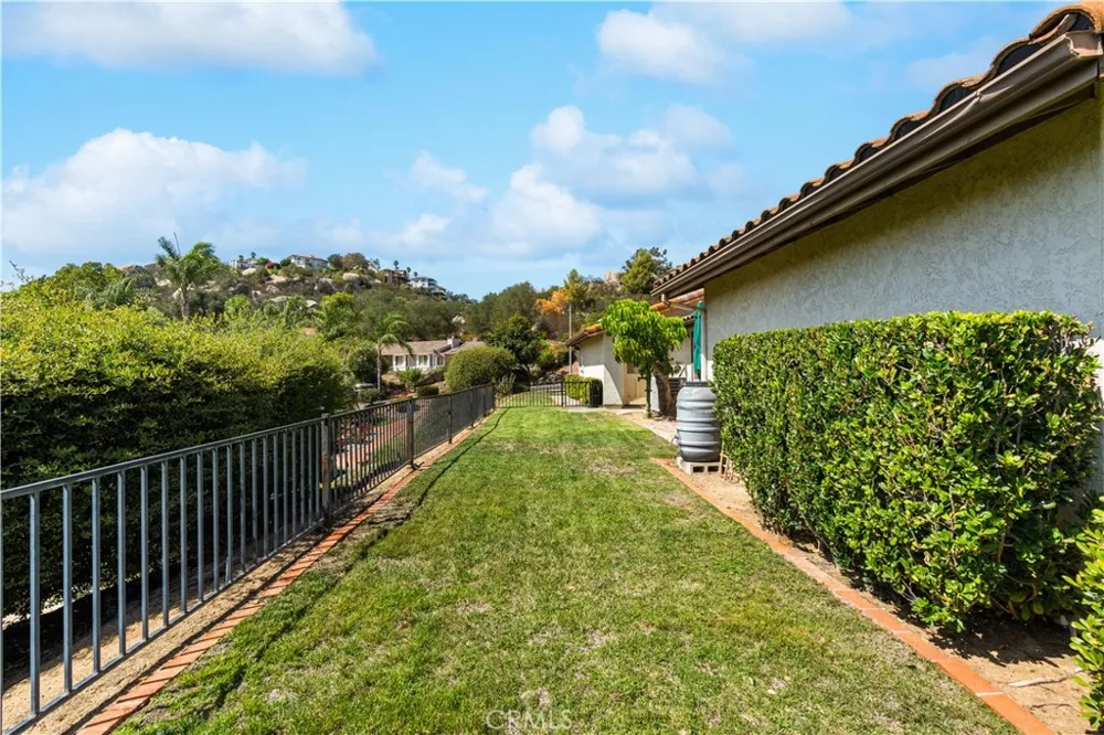 28235 Stonington Escondido, CA 92026