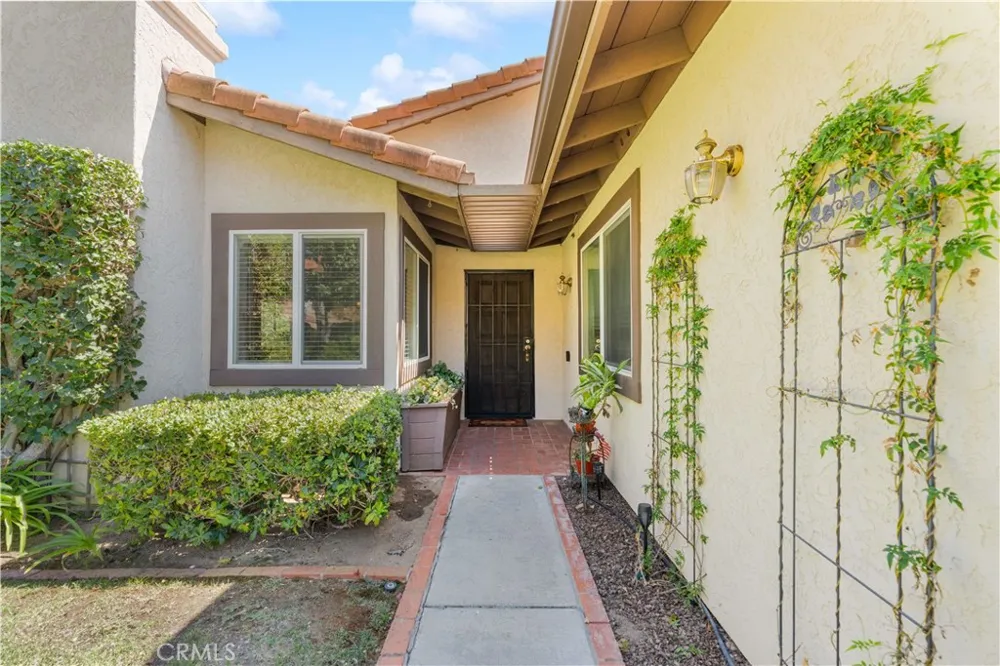 28235 Stonington Escondido, CA 92026