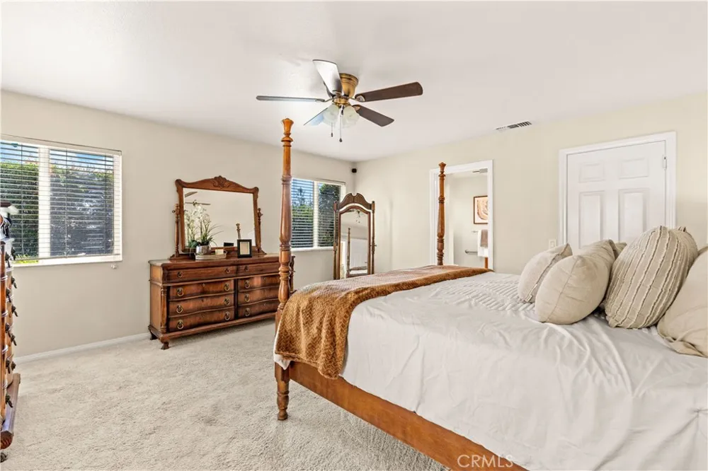 28235 Stonington Escondido, CA 92026
