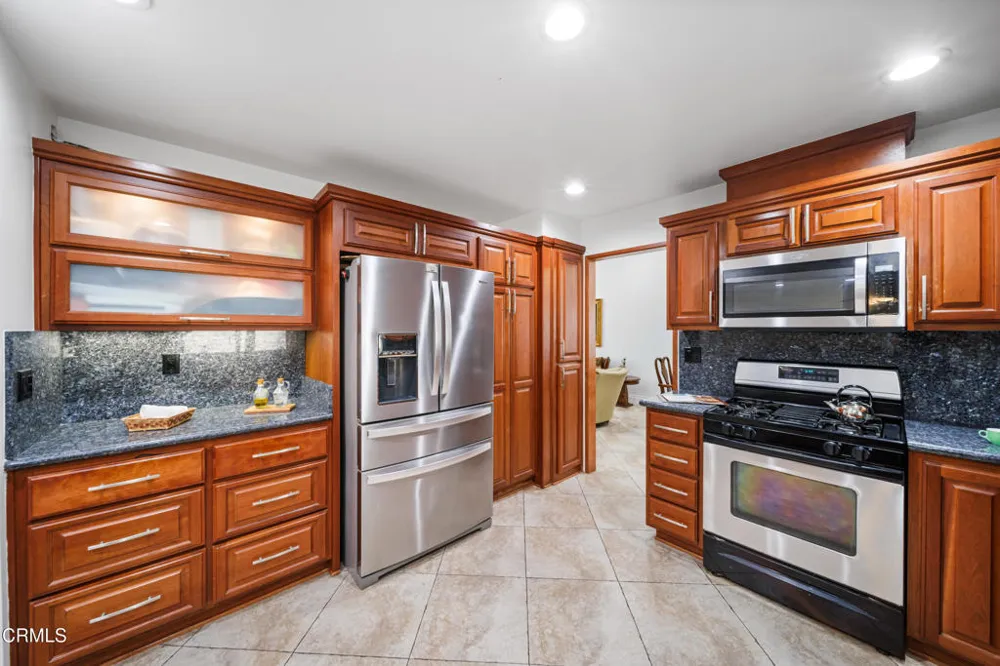 967 Avenida Loma Vista San Dimas, CA 91773