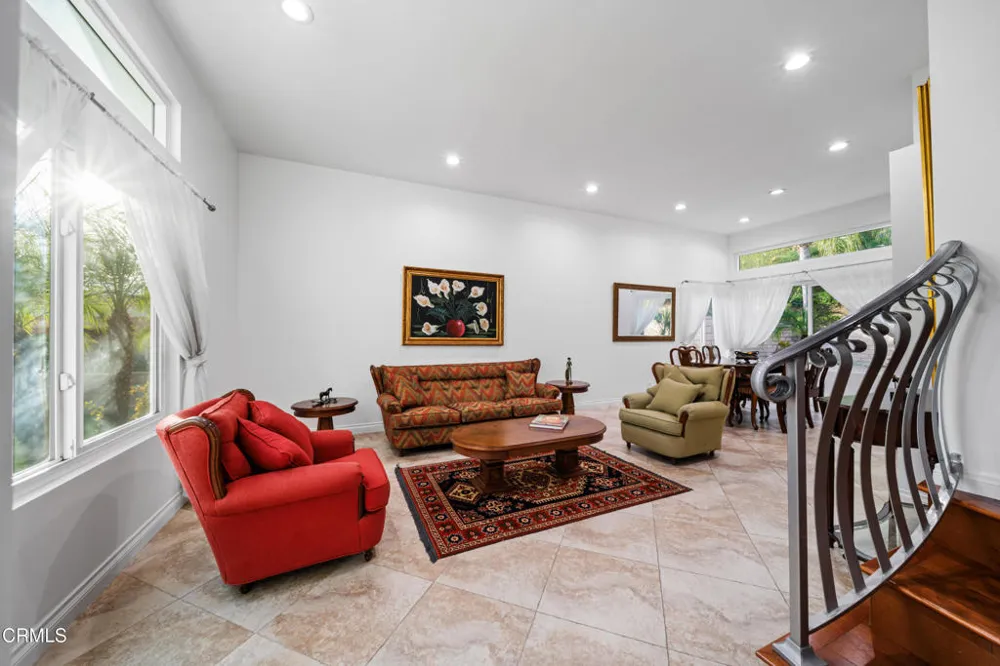 967 Avenida Loma Vista San Dimas, CA 91773