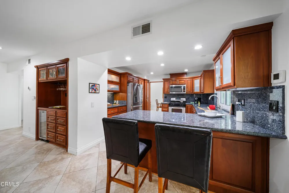967 Avenida Loma Vista San Dimas, CA 91773