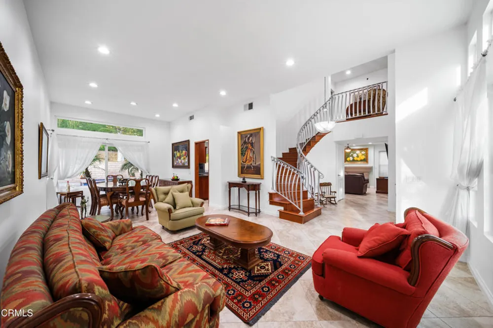 967 Avenida Loma Vista San Dimas, CA 91773