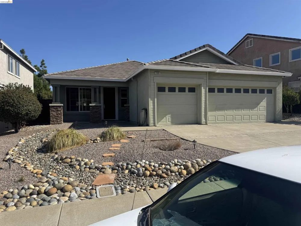 2385 Fieldgate Dr Pittsburg, CA 94565