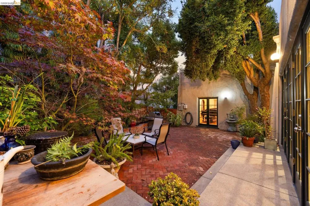 785 San Luis Rd Berkeley, CA 94707