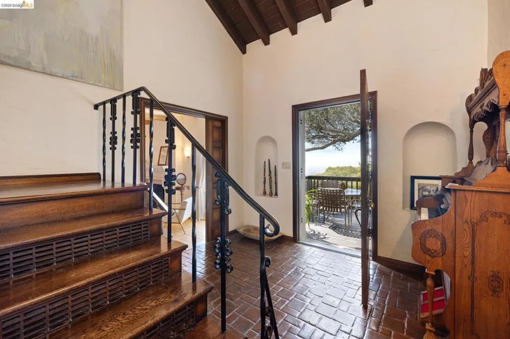 785 San Luis Rd Berkeley, CA 94707