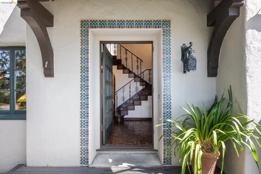 785 San Luis Rd Berkeley, CA 94707